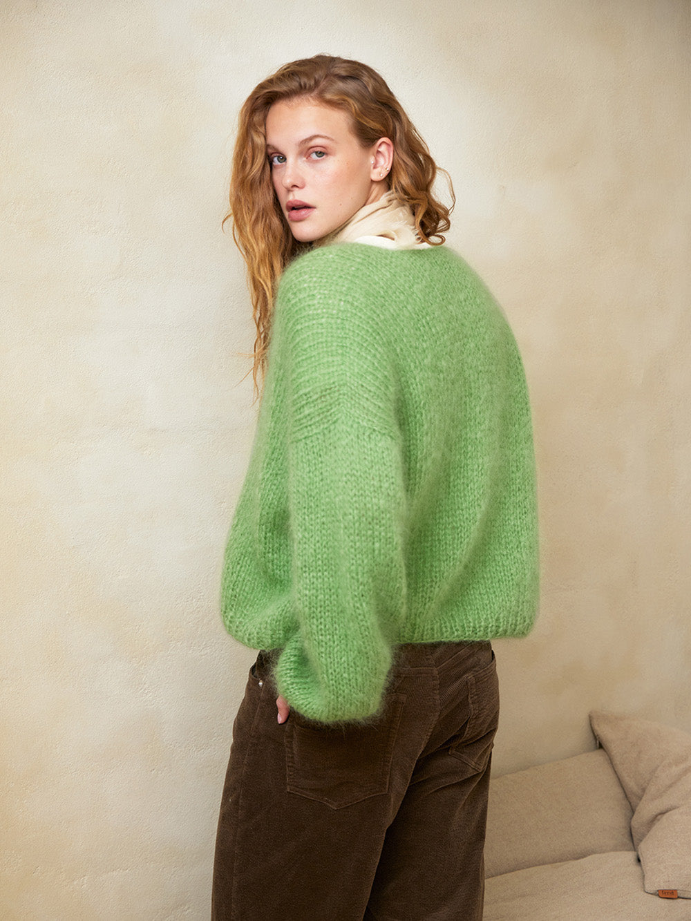 2402_3 Facile sweater
