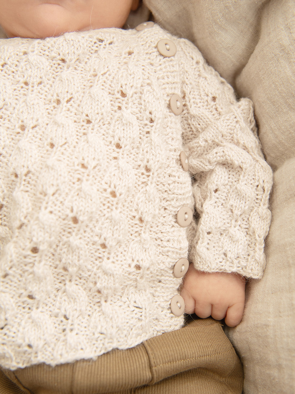 2413_2a Lilja cardigan - beskrivning