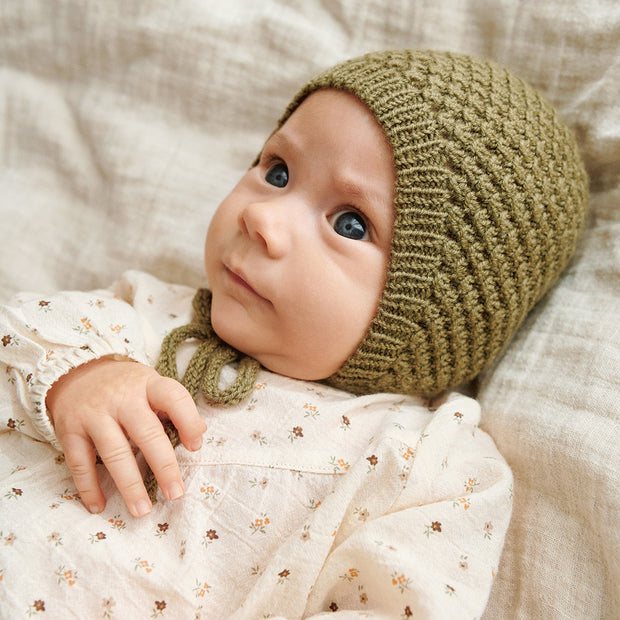 2413_5c April bonnet - kit