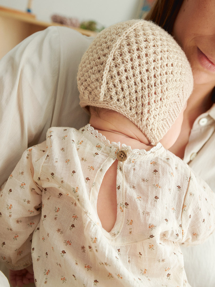 2413_5c April bonnet - kit