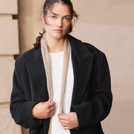 2508_02 Lacey scarf Beskrivning