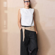 2508_03 Triangle scarf Beskrivning