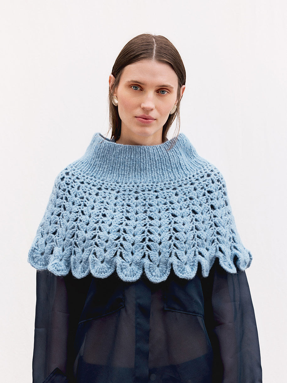 Flowerfield poncho 2606_15 Sandnes - beskrivning