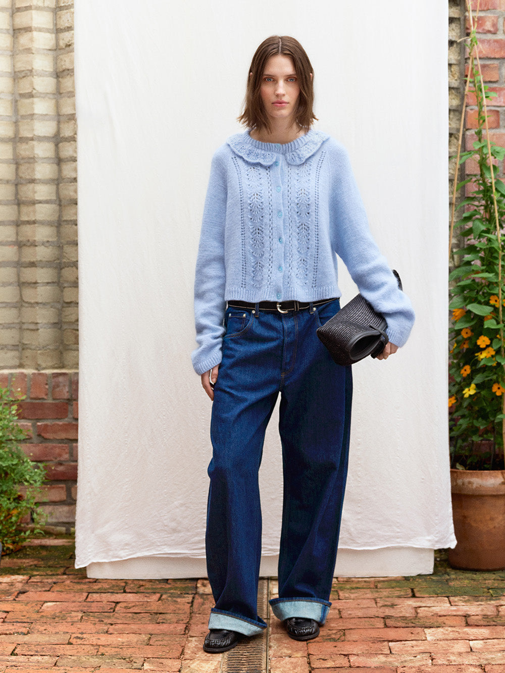 Bloom cardigan 2606_04 Sandnes - beskrivning