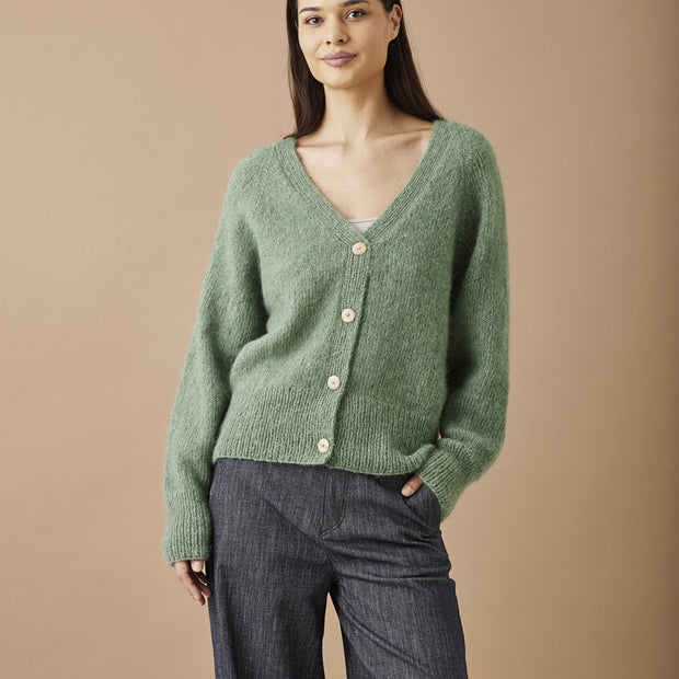 892212 Cardigan i Sally - beskrivning