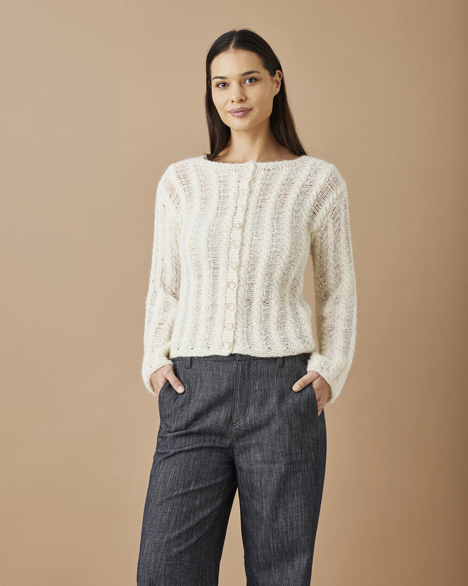 892320 Cardigan i Nanna - beskrivning