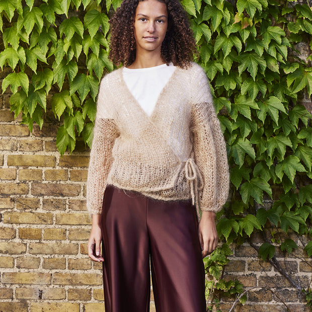 893005 Omlott blus i Bellissima - beskrivning