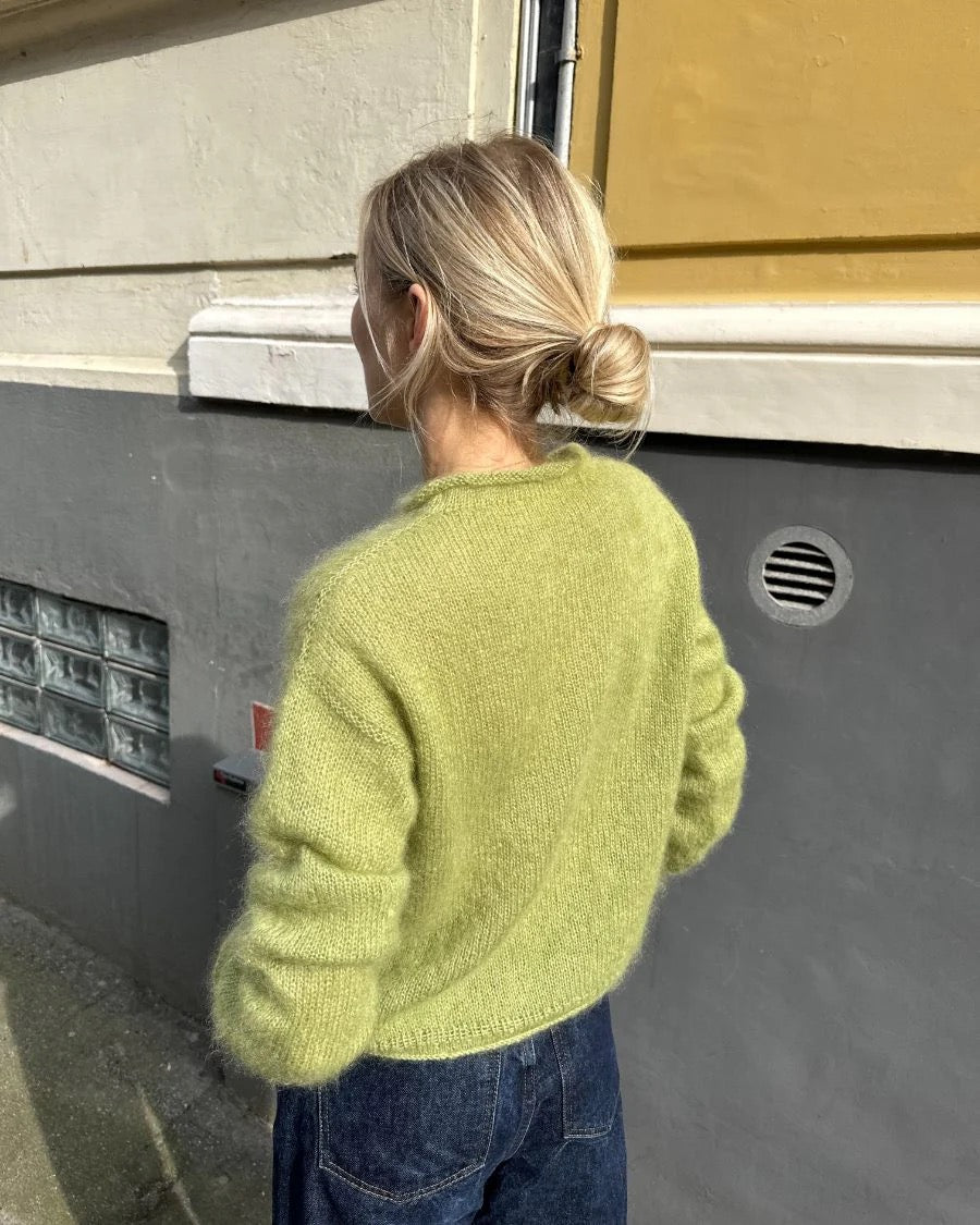 PetiteKnit Cloud blouse beskrivning