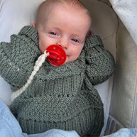 PetiteKnit Ingrid sweater baby beskrivning