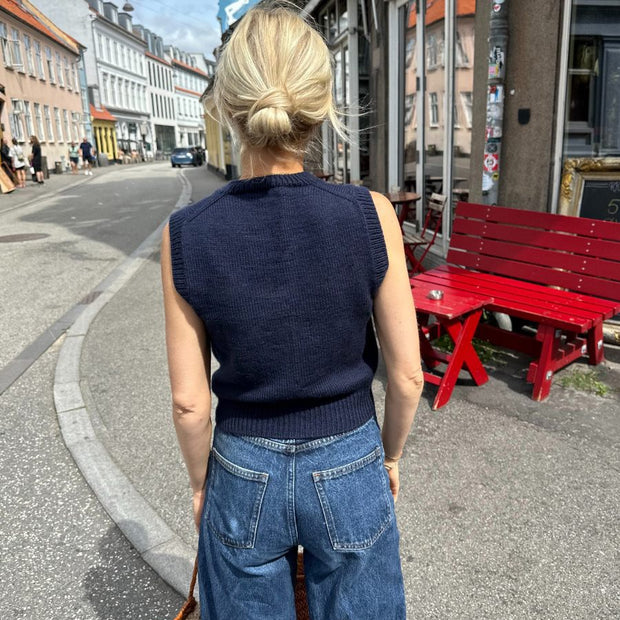 Petiteknit Maggie vest beskrivning