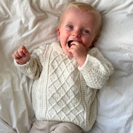 PetiteKnit Moby sweater baby beskrivning