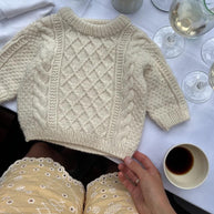PetiteKnit Moby sweater baby beskrivning