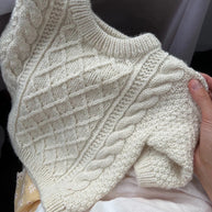 PetiteKnit Moby sweater baby beskrivning