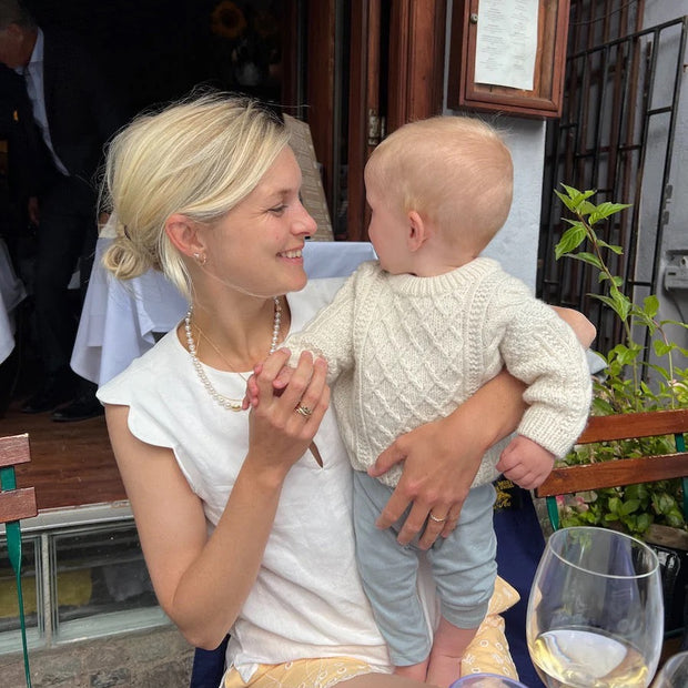 PetiteKnit Moby sweater baby beskrivning