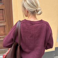 Petiteknit Scarlet cardigan beskrivning