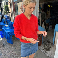 PetiteKnit Stockholm sweater V-neck beskrivning