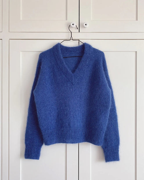 PetiteKnit Stockholm sweater V-neck beskrivning