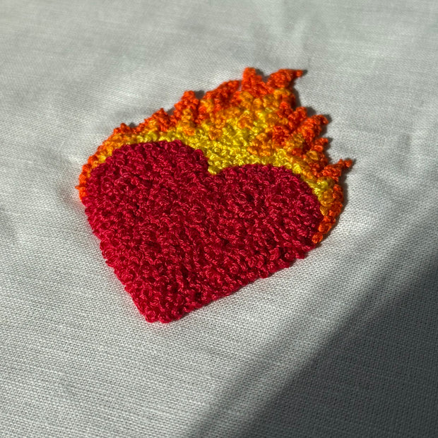 Broderikit "hjärtat brinner"