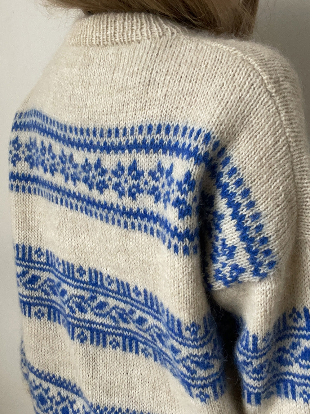 Porcelain sweater LeKnit - beskrivning