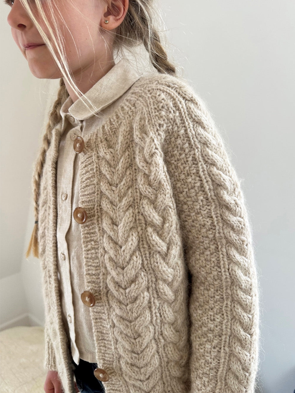 Siri cardiagan junior - LeKnit beskrivning