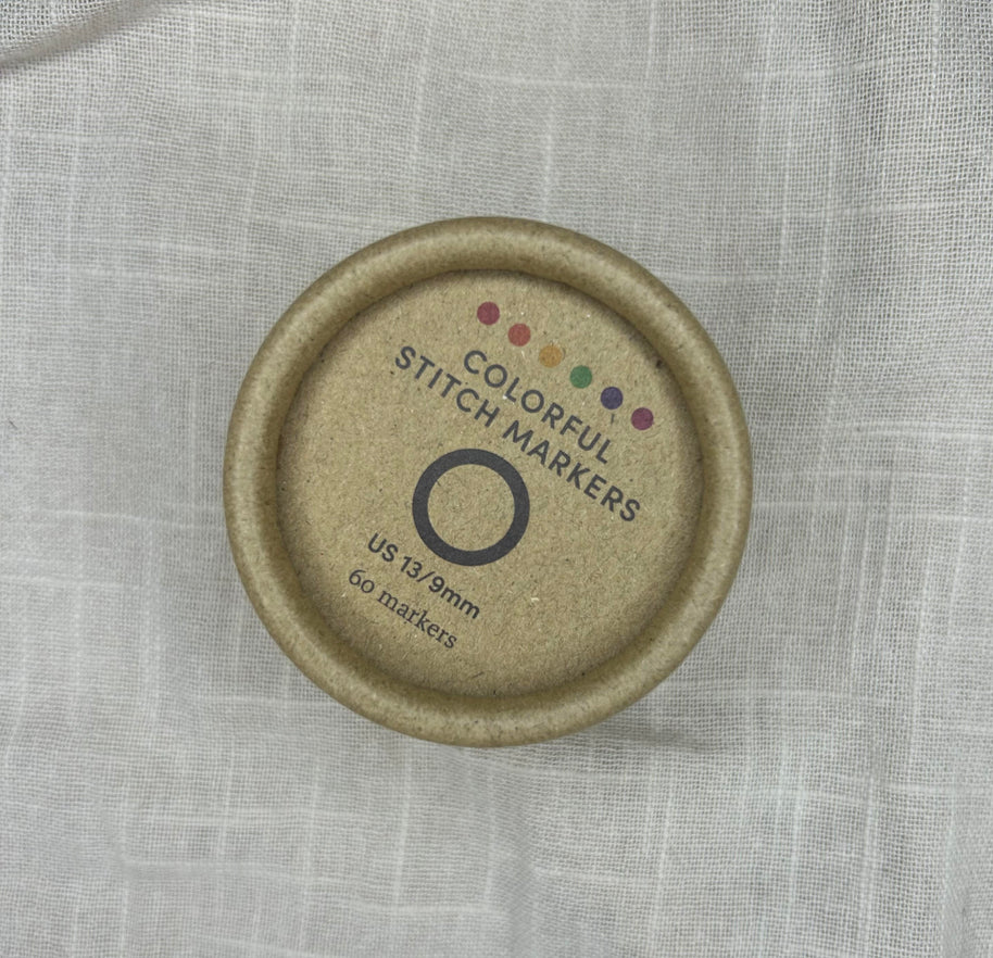 Cocoknits stickmarkörer, storlek medium.