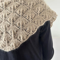 Vita scarf LeKnit 62 - beskrivning