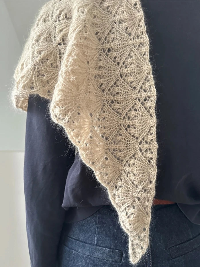 Vita scarf LeKnit 62 - beskrivning