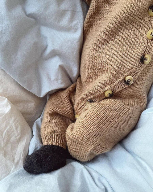 Monday suit PetiteKnit - beskrivning