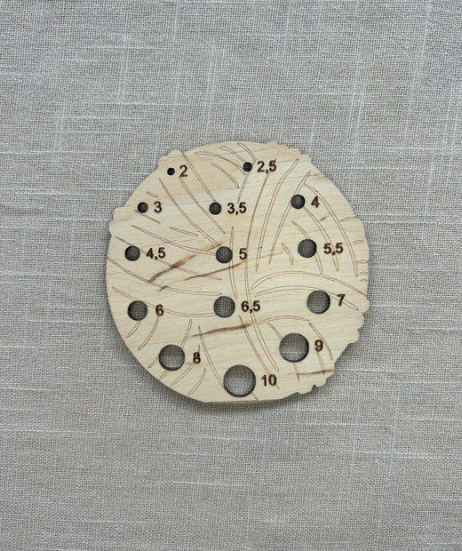 Stickmått nystan i trä